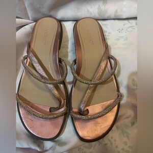 Vionic rose rhinestone sandals, size 9M